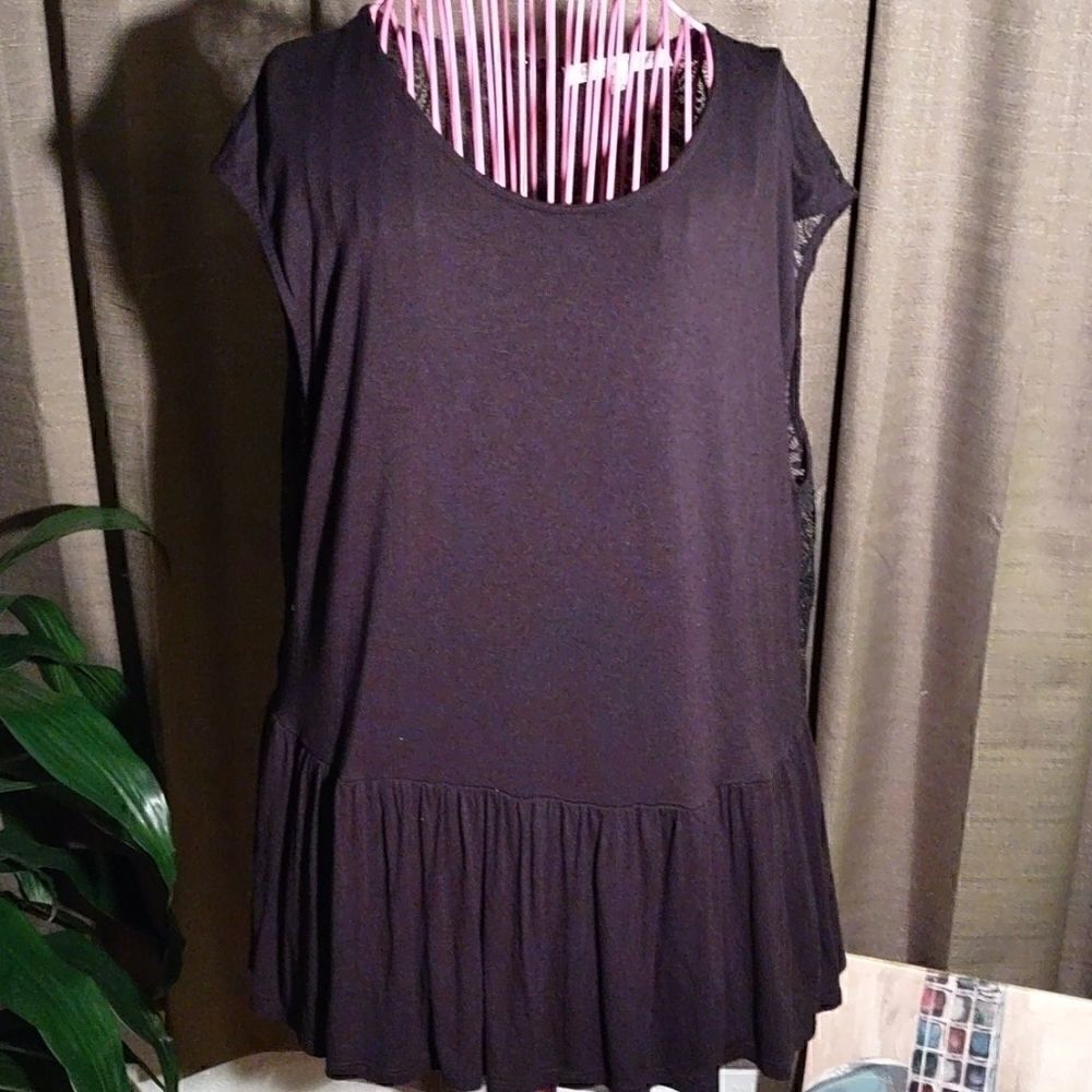 Daisy Fuentes Black Laced Back Blouse